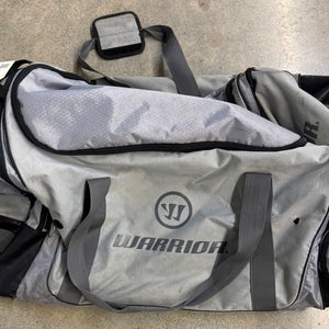 Warrior Q20 Player Bag | 37” X 18” x 20”