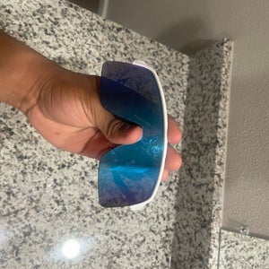 Unisex One Size Fits All Oakley Sutro Sunglasses (Used)