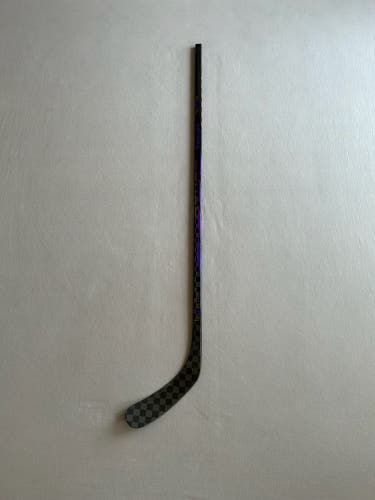 New 70 Flex P92 Intermediate Bauer Proto R Right Handed Hockey Stick