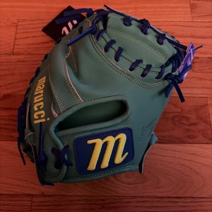 New Marucci Ascension RHT Catcher's Baseball Glove. 32”