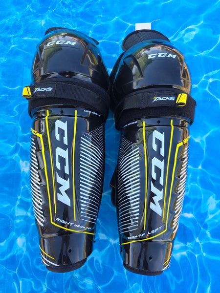 Senior CCM Tacks 9040 Shin Pads 14" (Used)