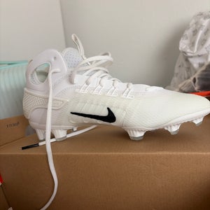 White Women's Size M 8.0 (W 9.0) Adult Nike Mid Top (New)