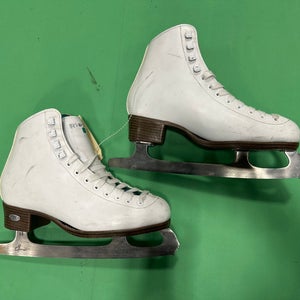 Riedell Opal Figure Skates Adult 6 (Used)