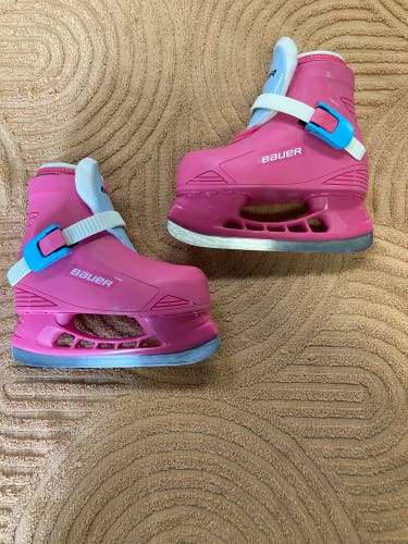 Youth Bauer Lil Champ Hockey Skates Size 8/9 Regular Width (Used)