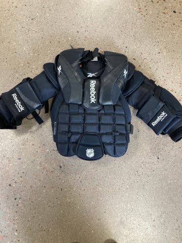 Youth XL Reebok P5 Goalie Chest Protector (Used)