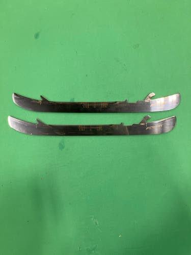 Bauer Fly-Ti Holders, Runners, & Replacement Steel Blades 280 mm (Used)