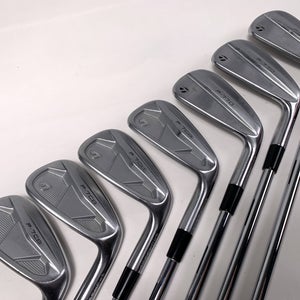 TaylorMade P770 / P7CB 2024 Combo Set Iron Set 4-PW Dynamic Gold S300 Stiff RH