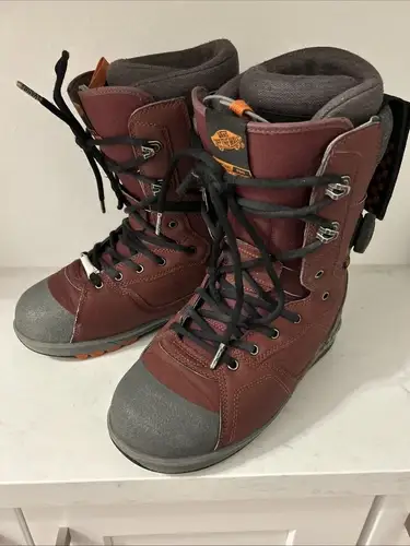 2020 Vans Implant Pro Snowboard Boots 9  (Used)