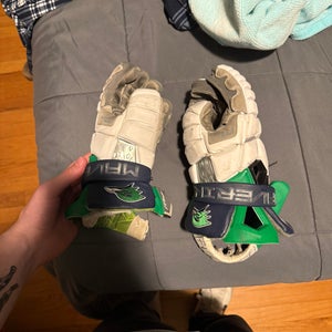 Maverik Max Lacrosse Gloves 13" (Used)