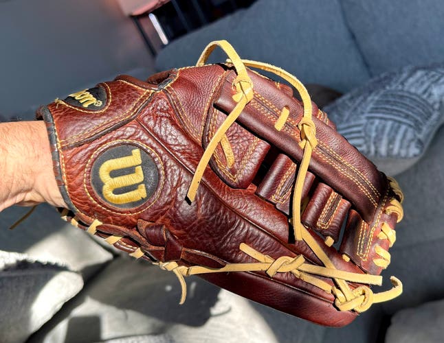 Wilson A800 Optima RH Outfield Baseball Glove 12.25" SEND OFFERS