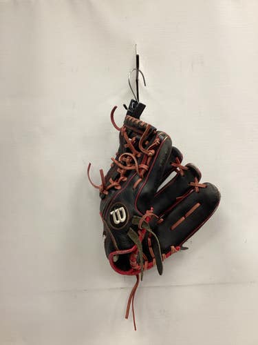 Used Wilson A700 BB/SB Glove RH Throw Black 12" 11851-S000042103