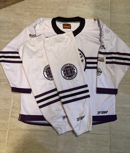 G-SW mens league hockey jersey & socks - XL