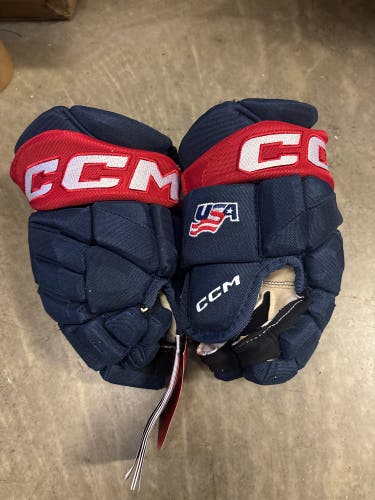 NEW TEAM USA LOGO CCM JETSPEED HGPJS GLOVES - 12”