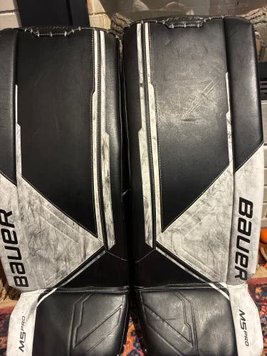 32" Bauer Supreme M5 Pro Goalie Leg Pads (Used)