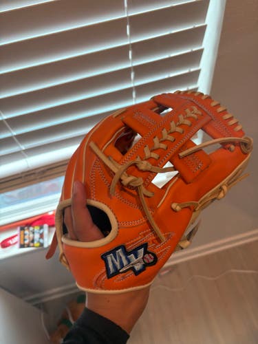 Mount Valorous Infield Baseball Glove Made in Japan 11.5" (New)