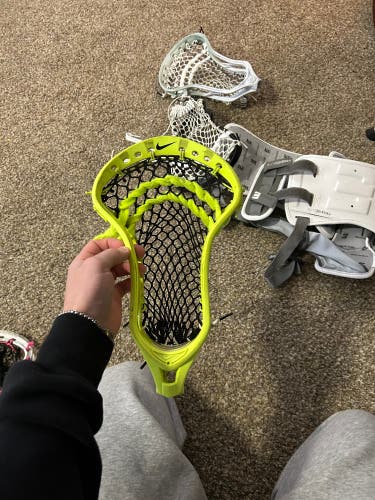 Nike CEO Strung Head (Used)