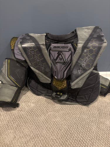 Small Bauer Mach Goalie Chest Protector (Used)