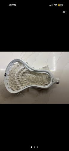 Adult STX Stallion 1K Stick (New)