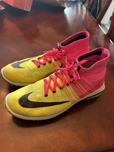 Men's Size M 8.5 (W 9.5) Nike Golf Shoes (Used)