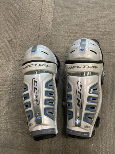 Used CCM VECTOR Intermediate Shin Guards Grey 10" 11614-S000228533