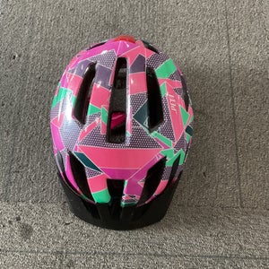 Used Specialized ADJUSTABLE YOUTH HELMET Bike Helmet Pink Fits all 11614-S000228447