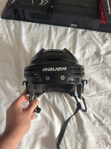 Large Bauer Re-Akt 75 Helmet (Used)