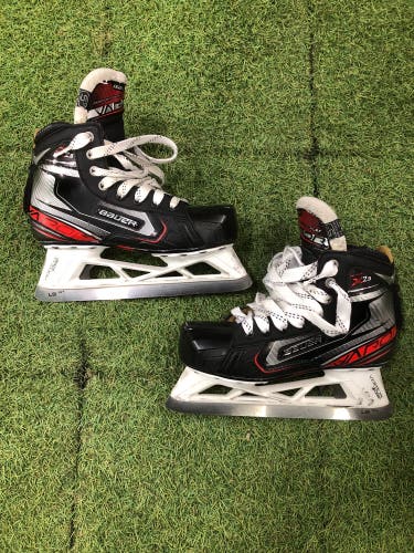 Junior Bauer Vapor X2.9 Hockey Goalie Skates Regular Width Size 5.0 (Used)