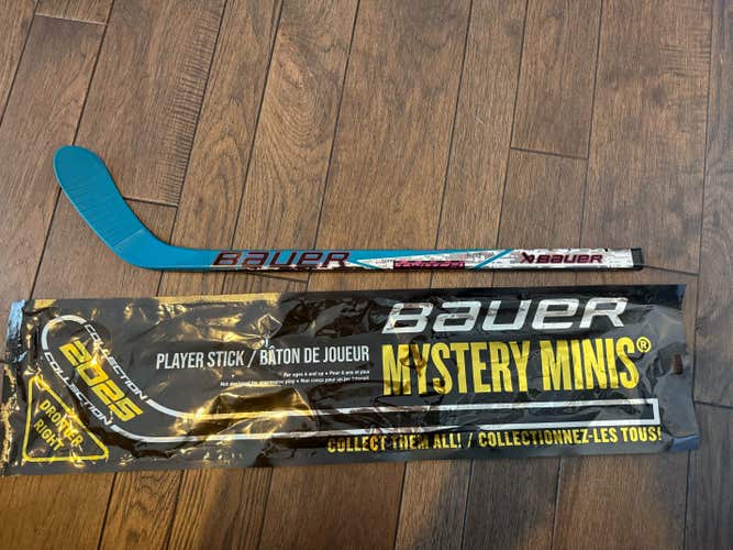 Youth Bauer Mystery Mini Right Handed Hockey Stick Less Than 30 Flex (New)