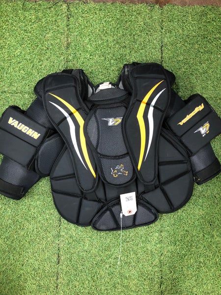 Youth Small / Medium Vaughn Velocity V7 Goalie Chest Protector (Used)