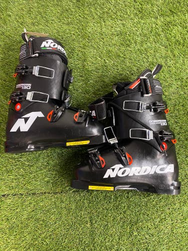 Mondo 26 & 26.5 Nordica Dobermann World Cup 130 Ski Boots Stiff Flex (New)