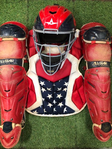 USA Intermediate All Star System 7 Axis Catcher's Set (Used)