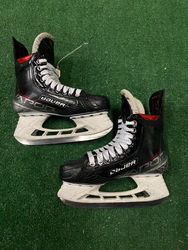Intermediate Bauer Vapor 3X Hockey Skates 6 (Used)