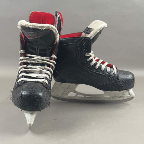 Bauer Vapor X400 Size 5 Intermediate Hockey Skates