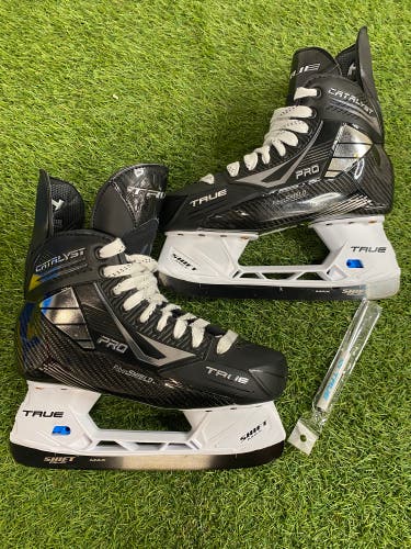 Senior True Catalyst Pro Hockey Skates 7.5 (New)