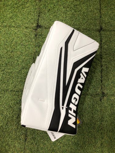 White Junior Vaughn SLR3 Goalie Blocker Regular (New)