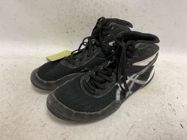 Used Asics 1084A007 Wrestling Shoes Black Junior 04.5 11855-S000197503