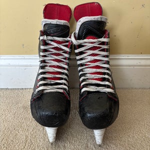 2017 Bauer Vapor X600 Hockey Skates Regular Width Size 5 (Used)