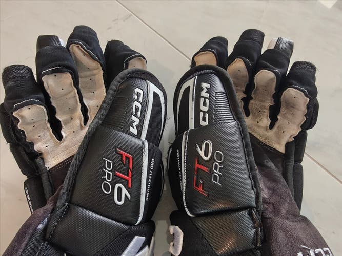 CCM JetSpeed FT6 Pro Gloves 15" (New)