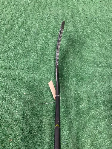 CCM Ribcor Trigger 5 Pro - P29 85 flex right handed