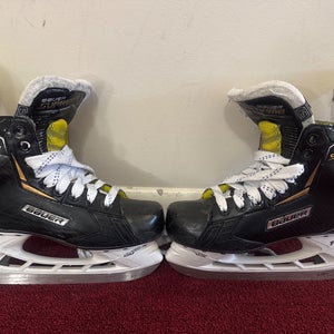 Bauer Supreme S29 Hockey Skates Size 5.5 Item#MF98