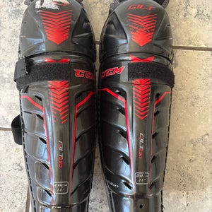 Youth CCM QLT230 11" Shin Pads (Used)