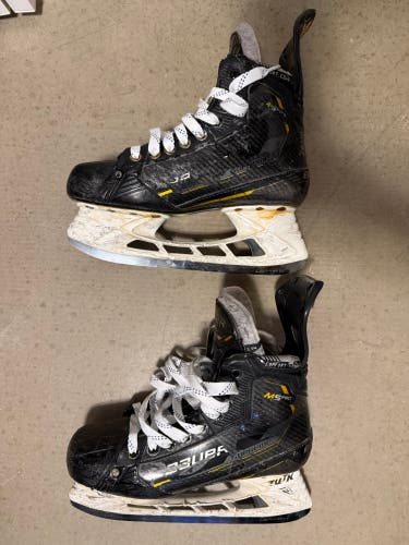 2022 Bauer Supreme M5 Pro Hockey Skates 7.5 (Used)
