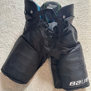 Junior Medium Bauer X Hockey Pants (Used)