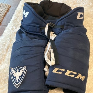 Men's Senior Medium CCM hp31 Hockey Pants Pro Stock (Used)