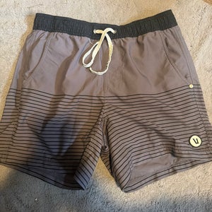 Gray Small Men's vuori Shorts (Used)