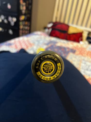 2024 Easton Hype Fire Composite USSSA Certified Bat (-8) 23 oz 31" (Used)