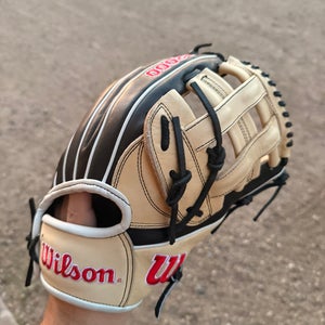 Wilson A2000 1750 RH Outfield Baseball Glove 12.5" (New)