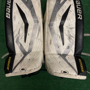 32" Senior Bauer Supreme TotalOne Goalie Leg Pads (Used)