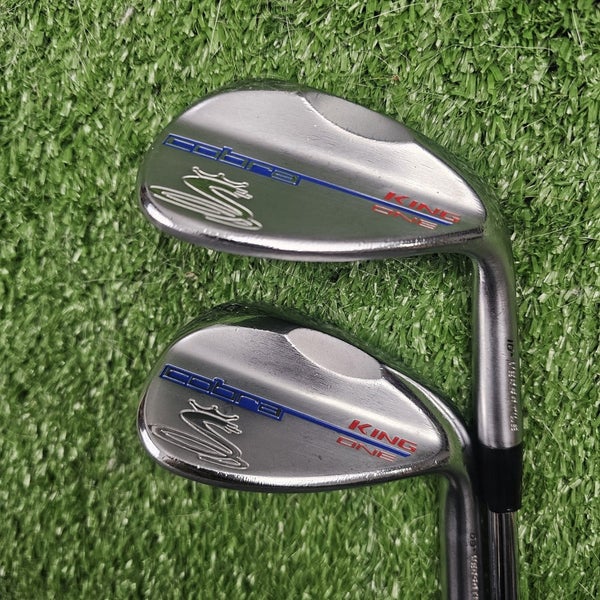 Cobra King One-Length Wedge Set 56 and 60 RH Sand And Lob Wedge Set Jumbo Grip