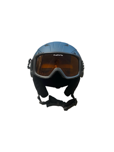 Used FIVE FORTY HELMET AND GOGGLES Snowsport Helmet Youth Cobalt SM 11706-S000370001